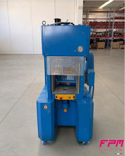 FPM KN 400 / Ton 40 4 колонный гидравлический пресс